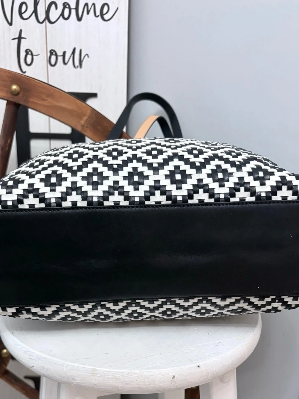 🖤 COLE HAAN Eloise Woven Tote with Magenta Interior